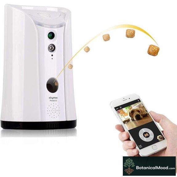 SM-02 Dog Camera Treat Dispenser