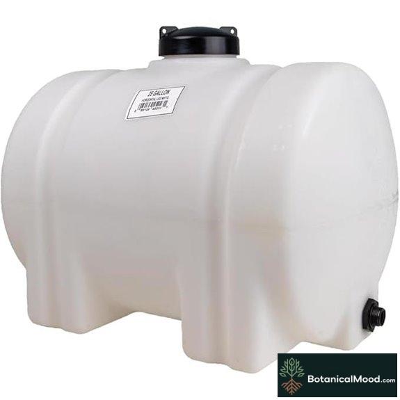 Norwesco 35 Gallon Horizontal Leg Tank