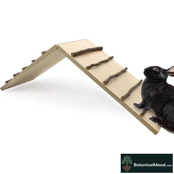 Hamiledyi Wooden Rabbit and Rodent Climbing Ramp